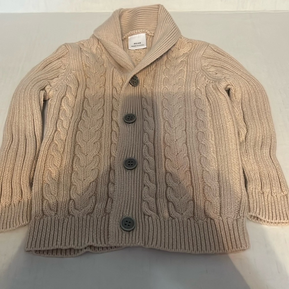 Cream cable sweater size 9-12 months. LIKE NEW